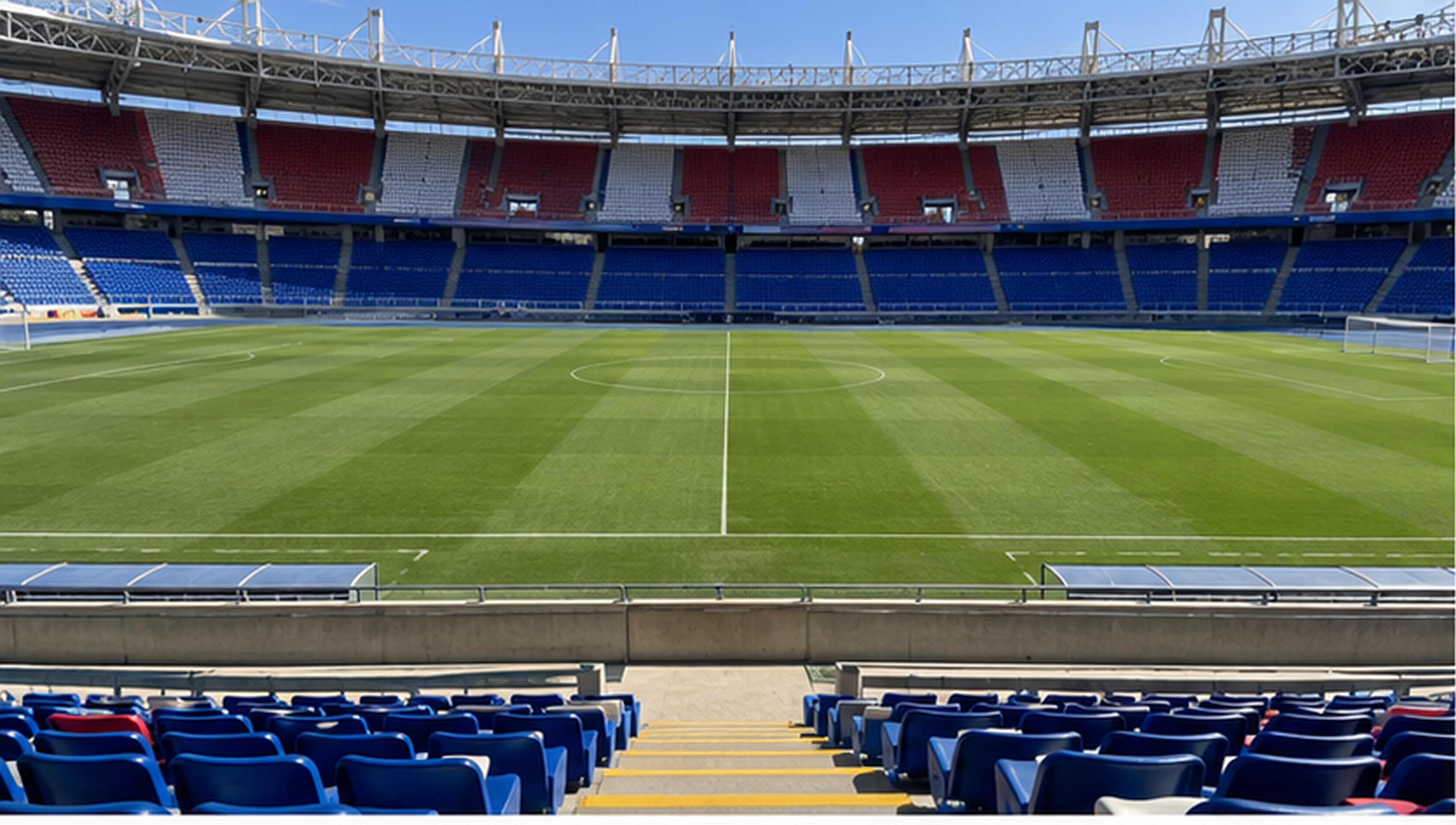 Vista del campo desde la Categoría 1 del Estadio Metropolitano Roberto Meléndez